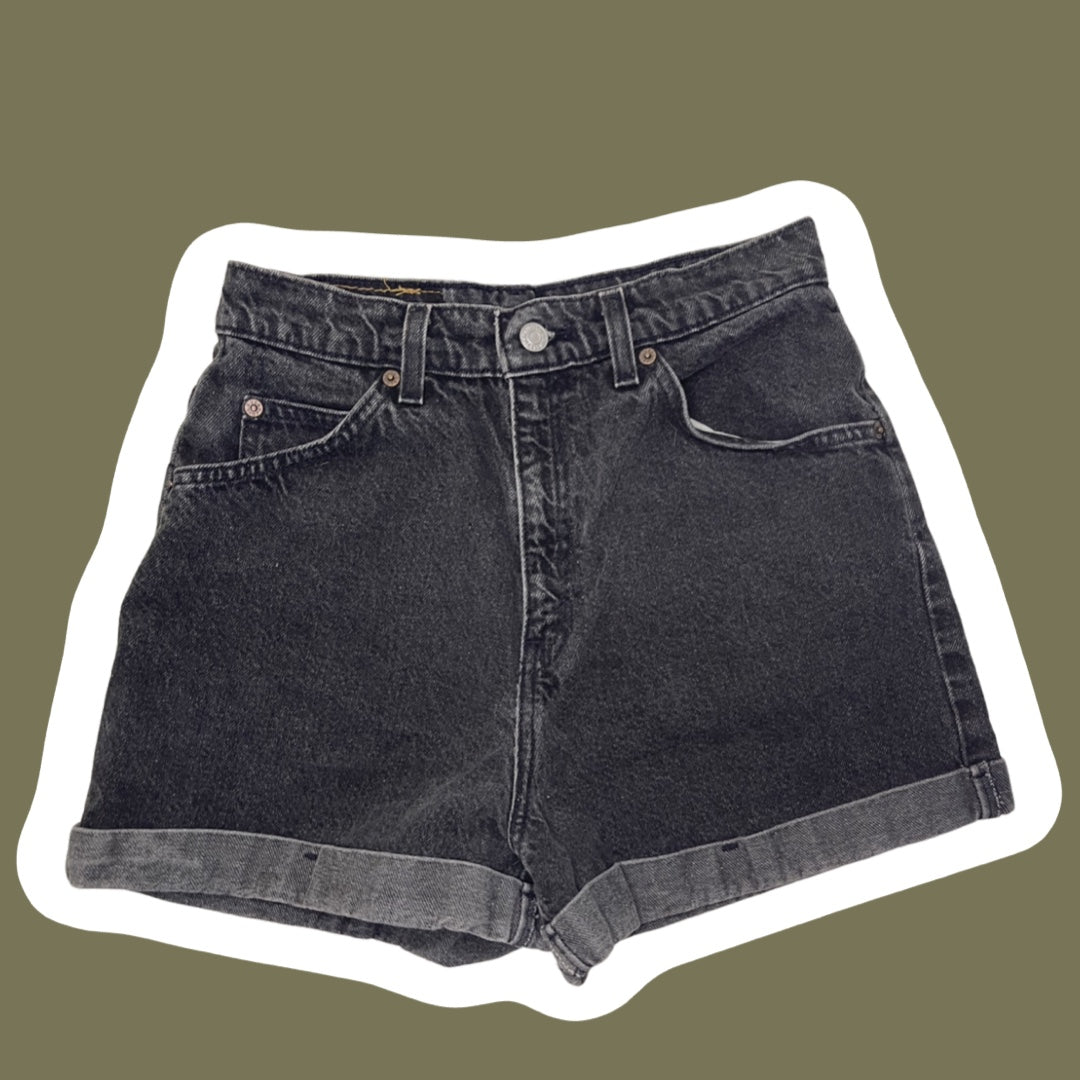 1990s Black ‘Levi Strauss & Co.’ Jean Shorts #37954 , Size 11