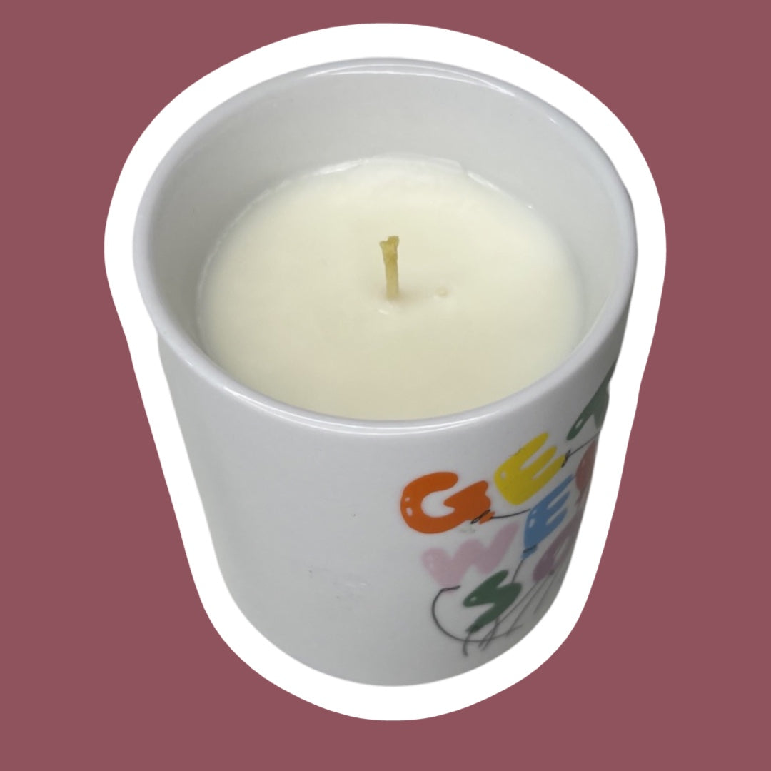 Vela en forma de globo de cera de soja en forma de taza con la frase "Get Well Soon" (Mejórate pronto) de los años 80