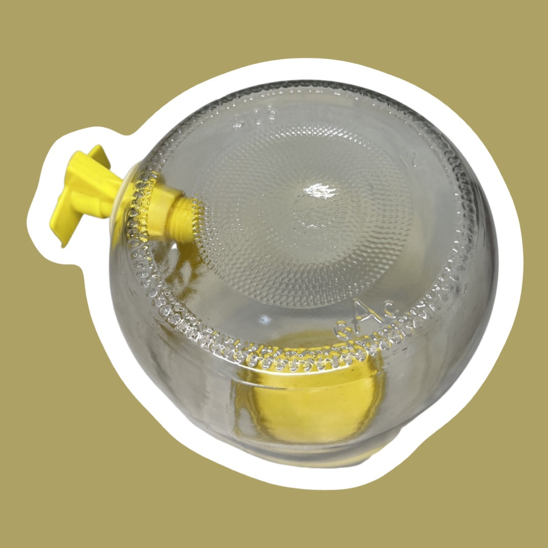 Recipiente para té de vidrio amarillo con pico, 1 galón