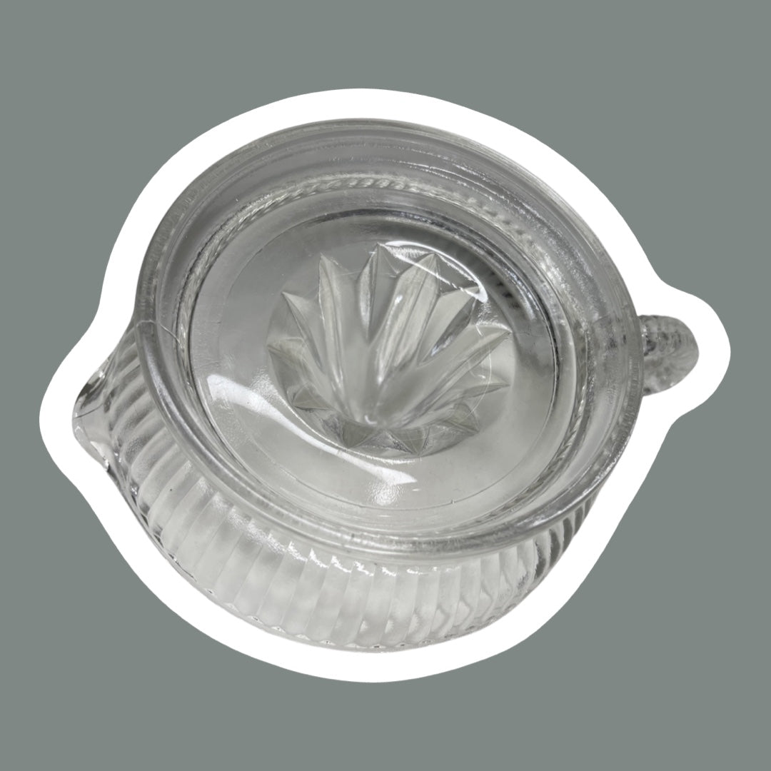 Exprimidor de limón y cítricos de vidrio transparente con asa y pico vertedor