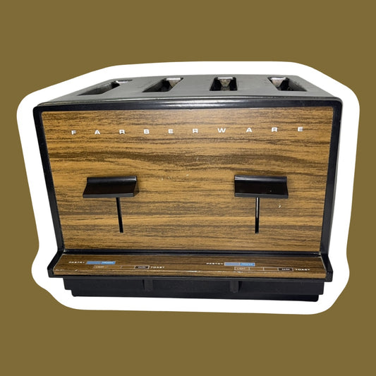 ‘Farberware’ 1970s Faux Wood & Chrome, 4 Slice Toaster
