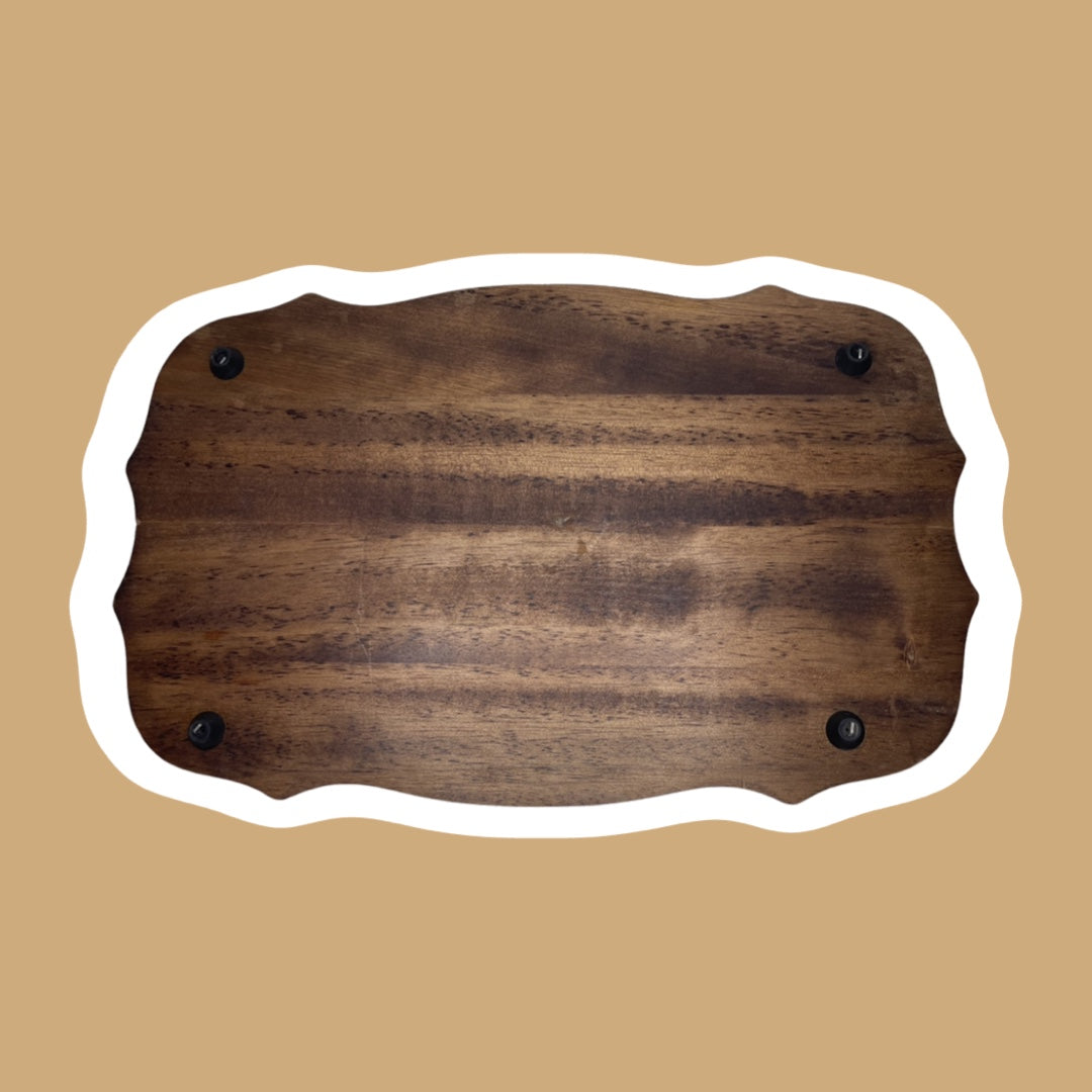 Tabla de madera para quesos y aperitivos con incrustaciones de cerámica