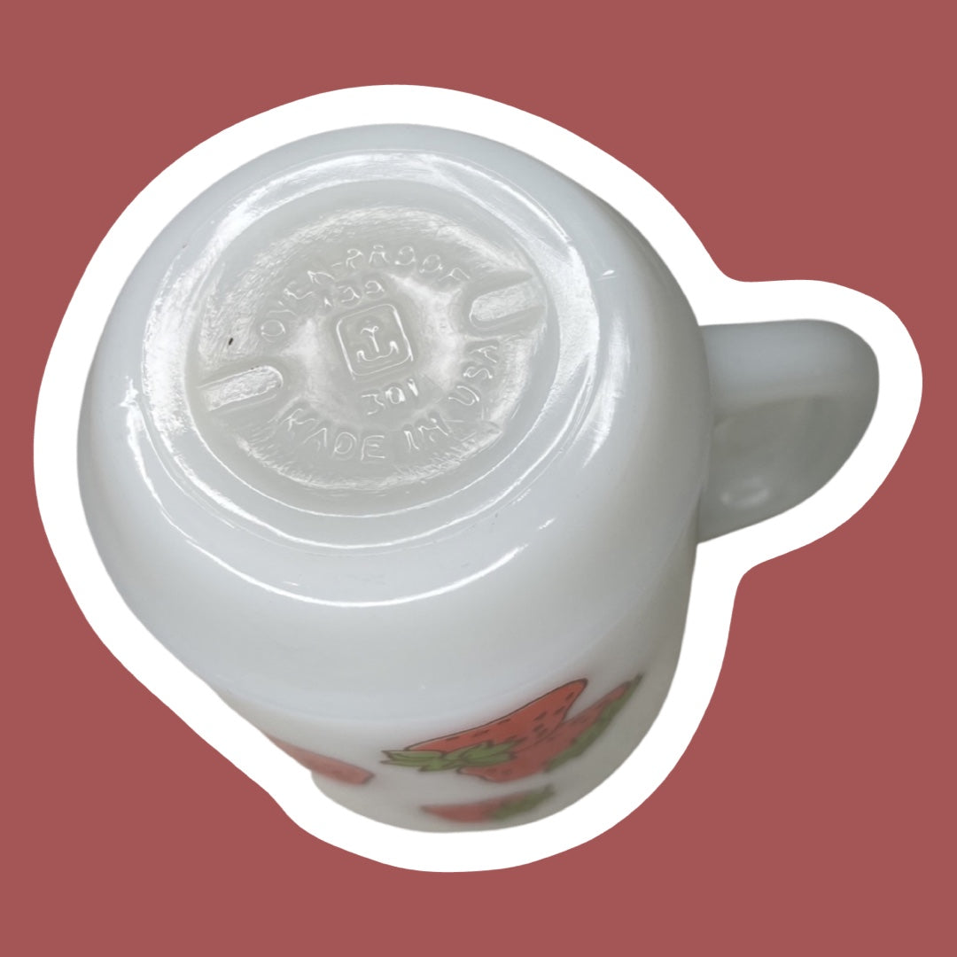 Taza de vidrio con dibujos animados de la década de 1980 'Strawberry Shortcake' de Anchor Hocking