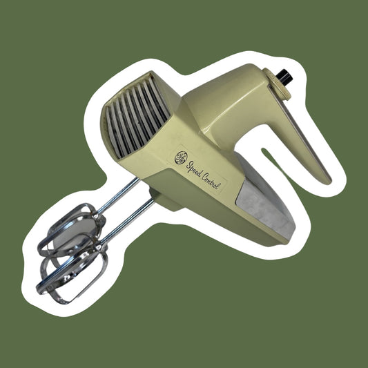 Batidora de mano eléctrica portátil de GE 'Speed Control' Avocado Green