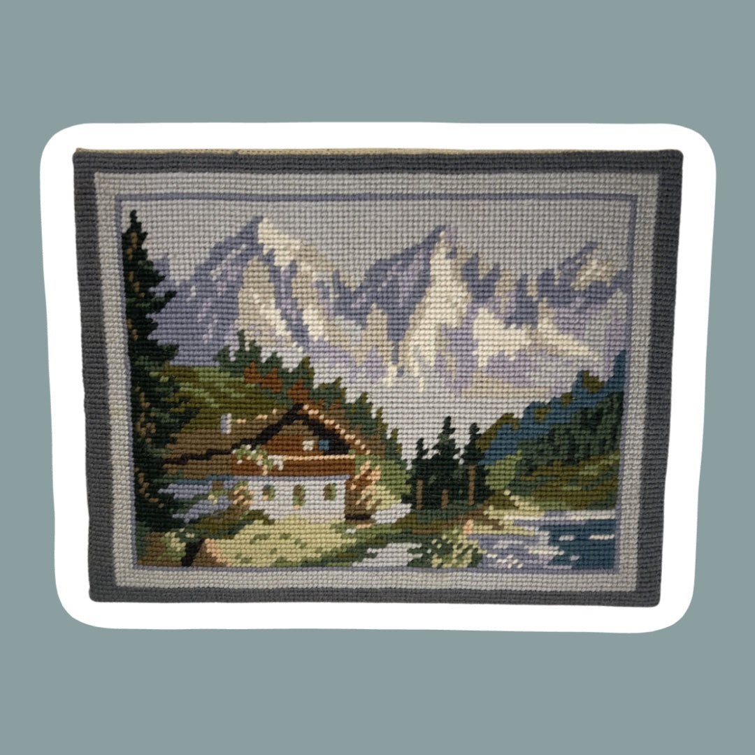 Arte de punto de cruz con paisaje de lago y cabaña de montaña sin marco