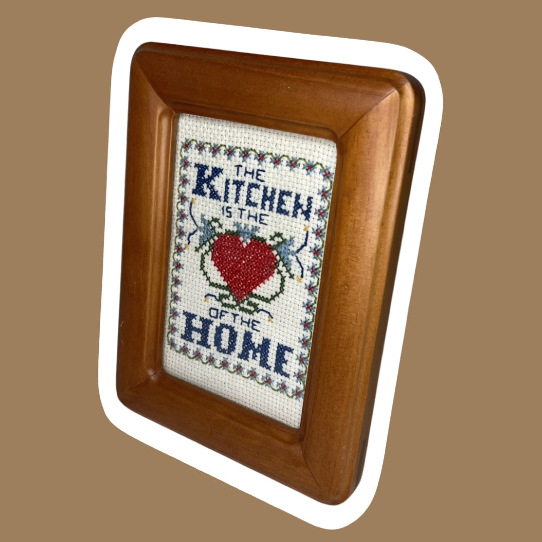 'La cocina es el corazón del hogar' Punto de cruz enmarcado/punto de aguja