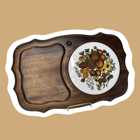Tabla de madera para quesos y aperitivos con incrustaciones de cerámica