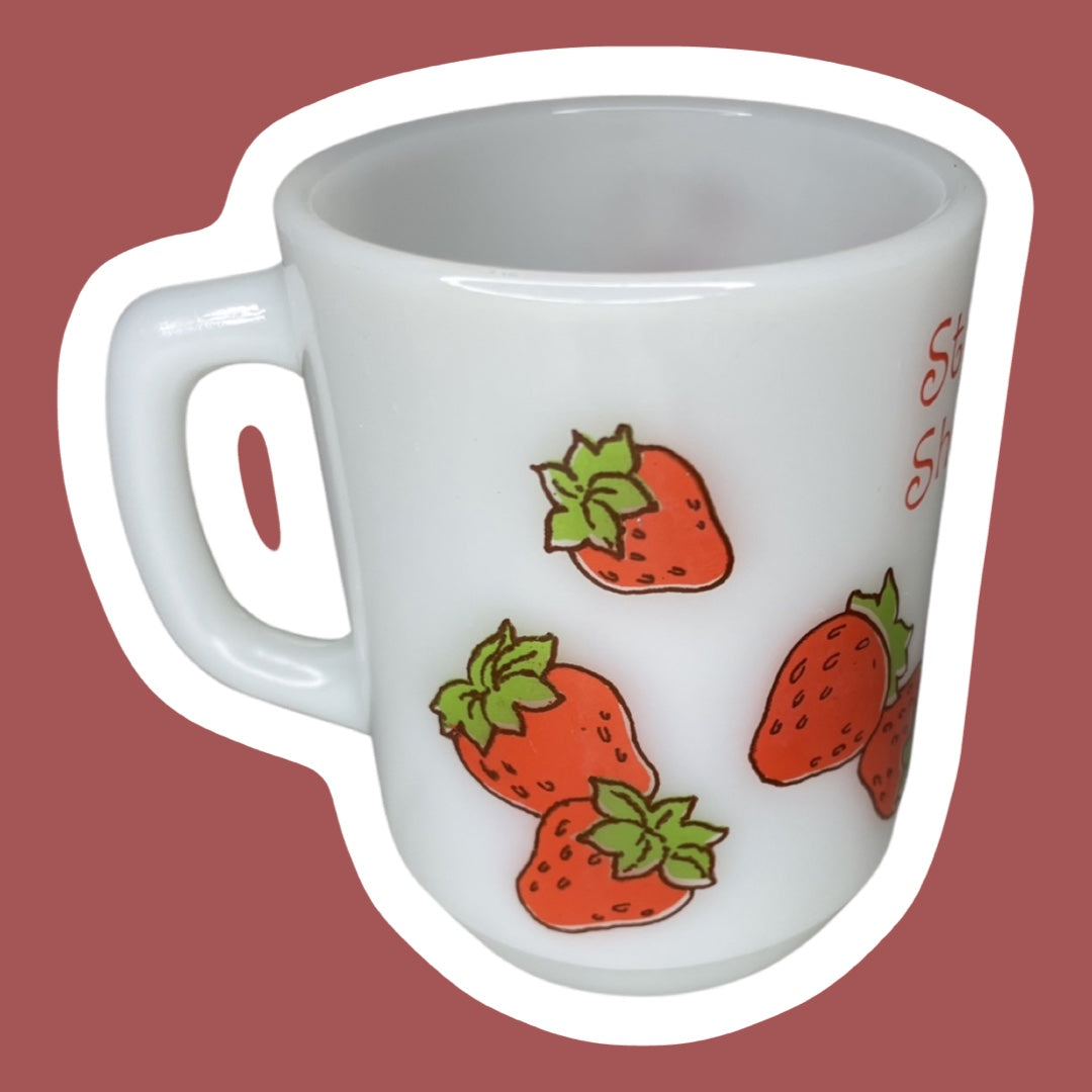 Taza de vidrio con dibujos animados de la década de 1980 'Strawberry Shortcake' de Anchor Hocking