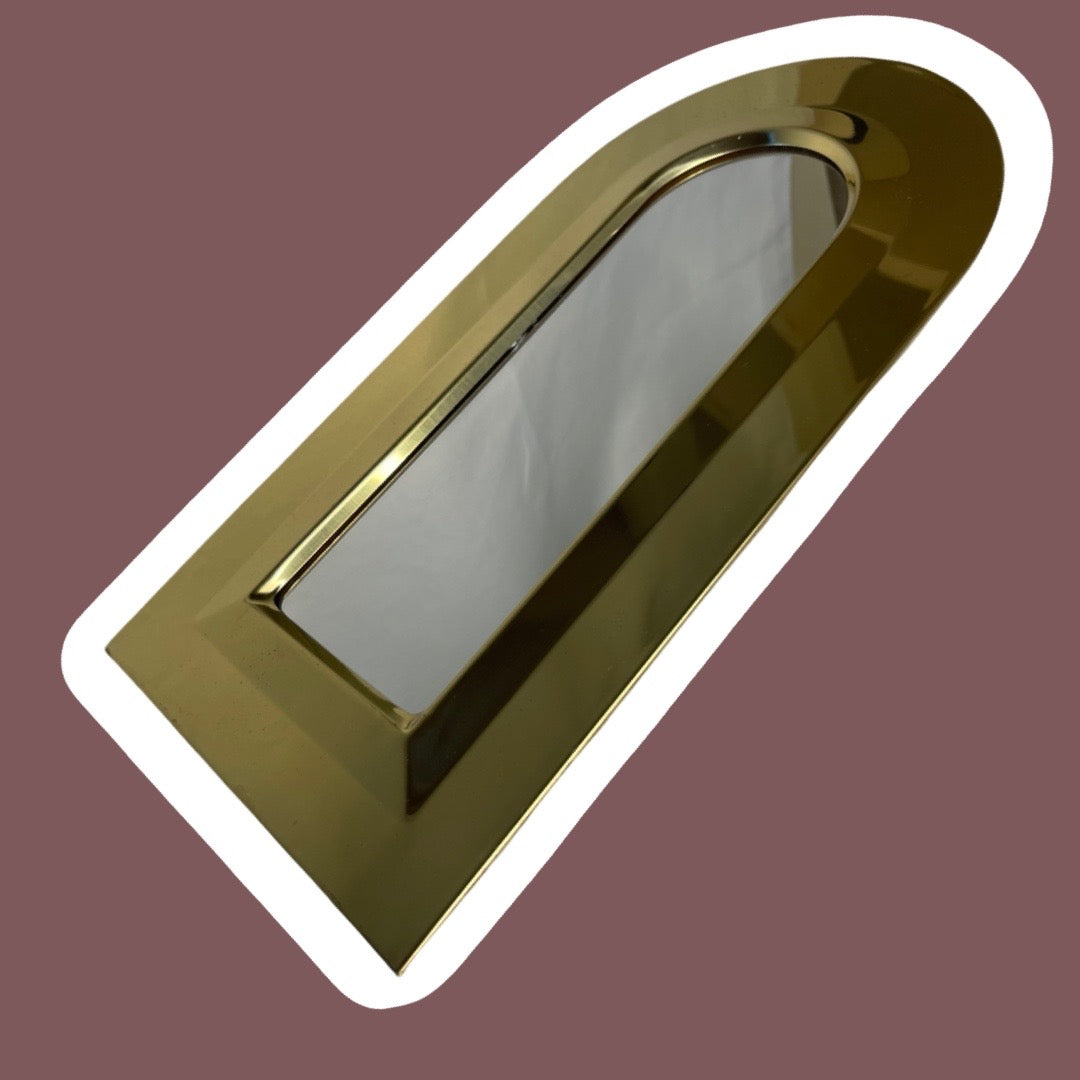 Espejo de pared o de mesa arqueado, estilo Hollywood Regency, de latón pulido