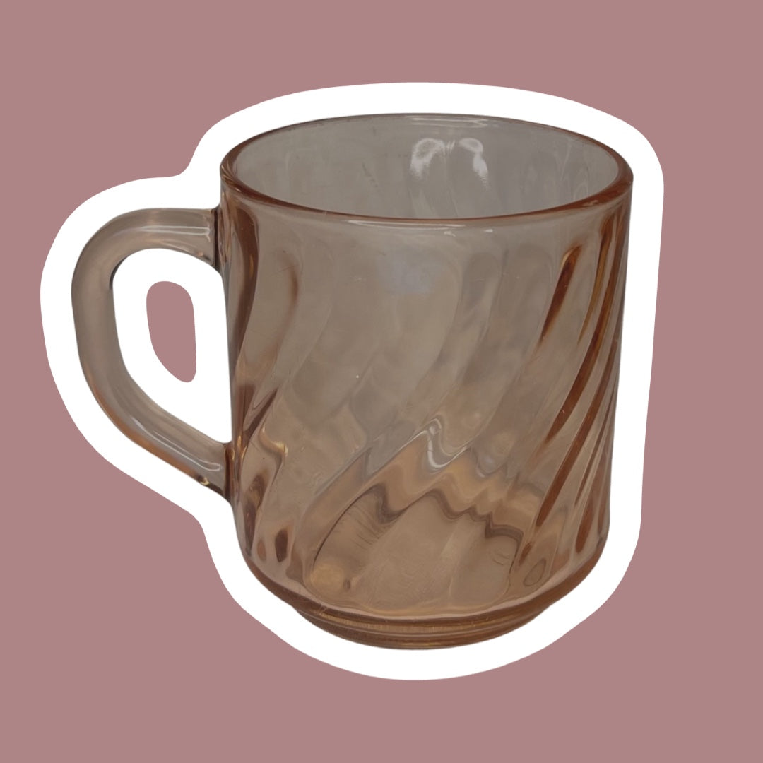 Juego de seis tazas de vidrio con remolinos en color rosa claro y efecto melocotón de Arcoroc France
