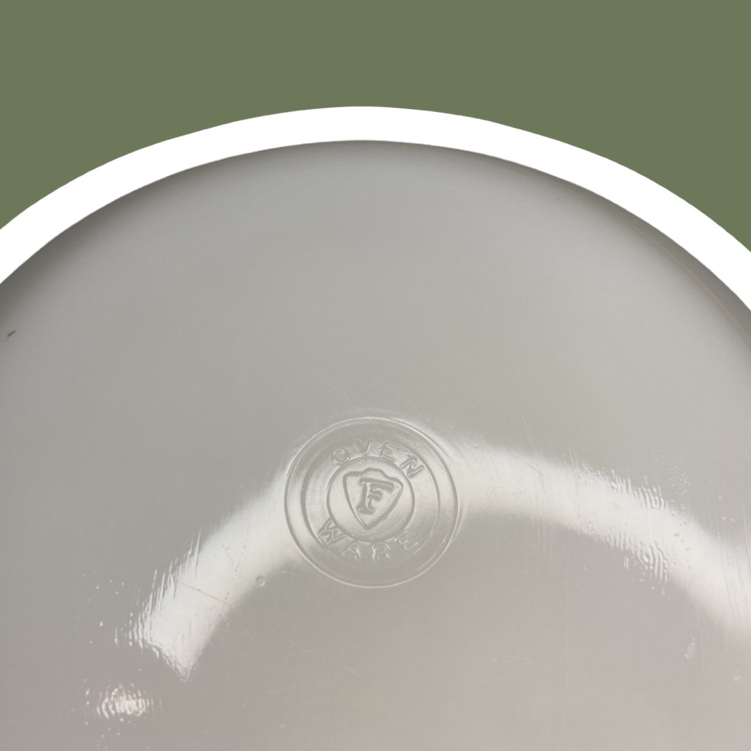 Molde para tartas o pasteles de vidrio con leche de Federal Glass Company
