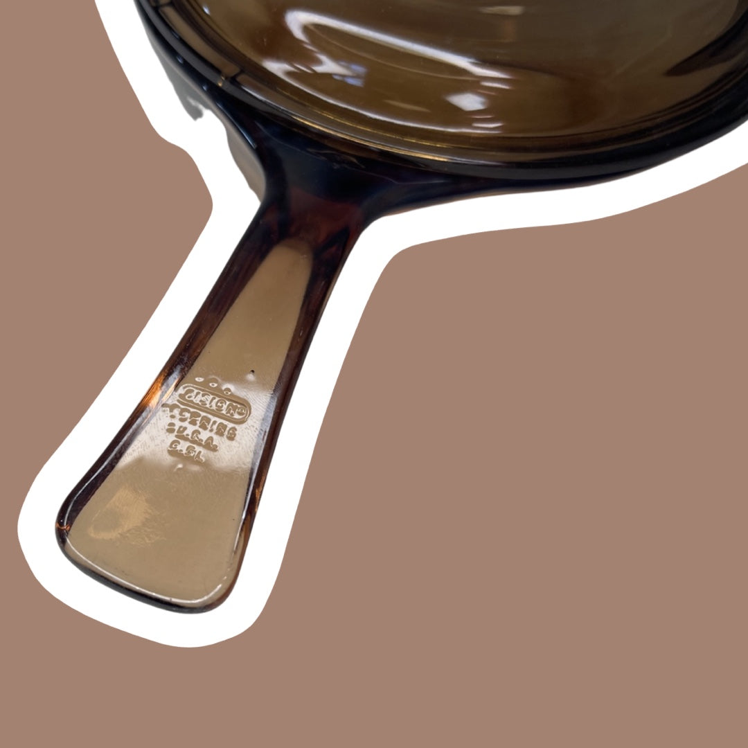 Olla para salsa de vidrio ámbar con tapa 'Visions' de Corning Ware, 0,5 litros