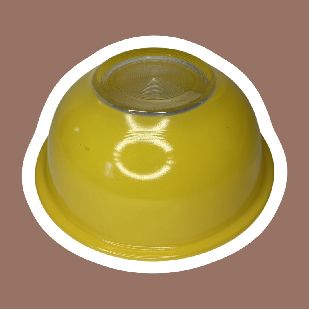 1980s Pyrex ‘Primary Colors’ Clear Bottom Nesting Mixing Bowls, Set of Three (Red, Yellow & Blue)