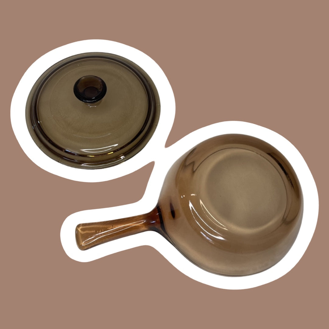 Olla para salsa de vidrio ámbar con tapa 'Visions' de Corning Ware, 0,5 litros