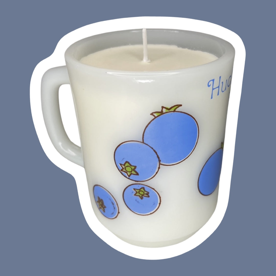Taza de vidrio con leche y vela de la tarta de arándanos de Anchor Hocking de los años 80, tarta de fresas