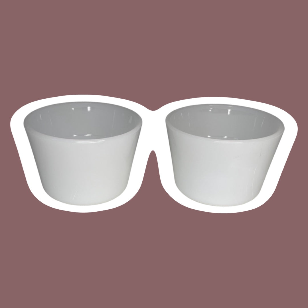 Juego de dos moldes pequeños para natillas de vidrio con leche