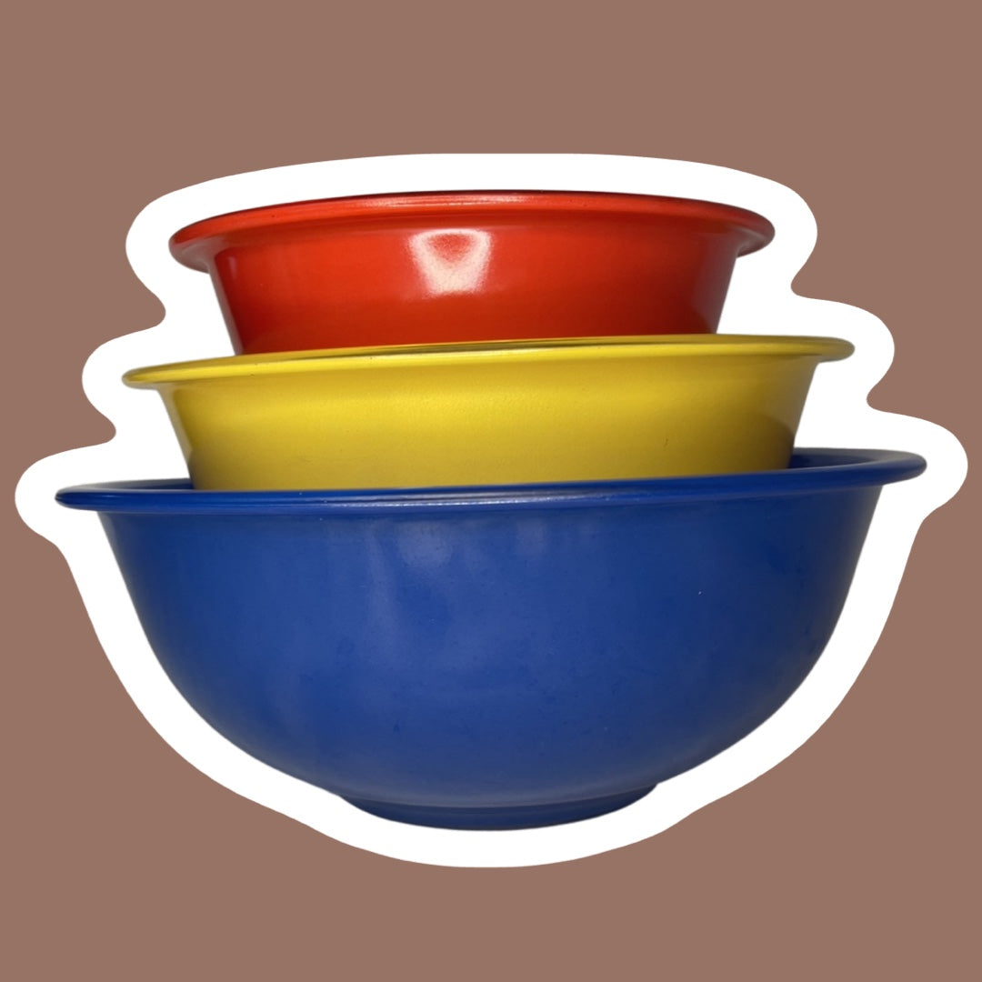 1980s Pyrex ‘Primary Colors’ Clear Bottom Nesting Mixing Bowls, Set of Three (Red, Yellow & Blue)