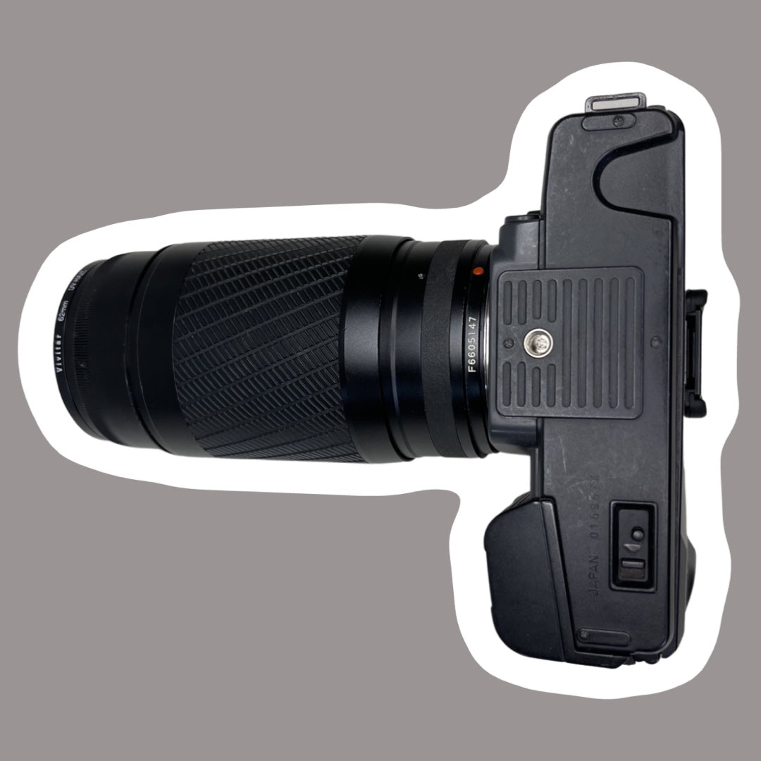 Kyocera Yashica 230 AF Film SLR Camera with 70-210mm Lens & Original Instruction Manual